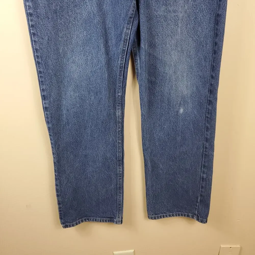 Lee relaxed fit